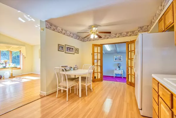 Elmhurst, IL 60126,251 W Armitage Avenue