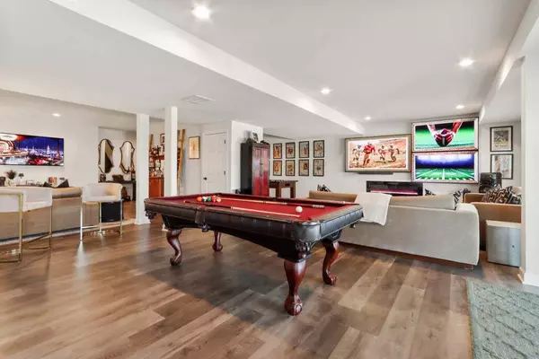 565 N Boulder Ridge Drive, Lake Geneva, WI 53147