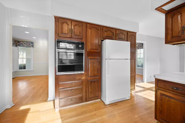 Arlington Heights, IL 60005,Address not disclosed