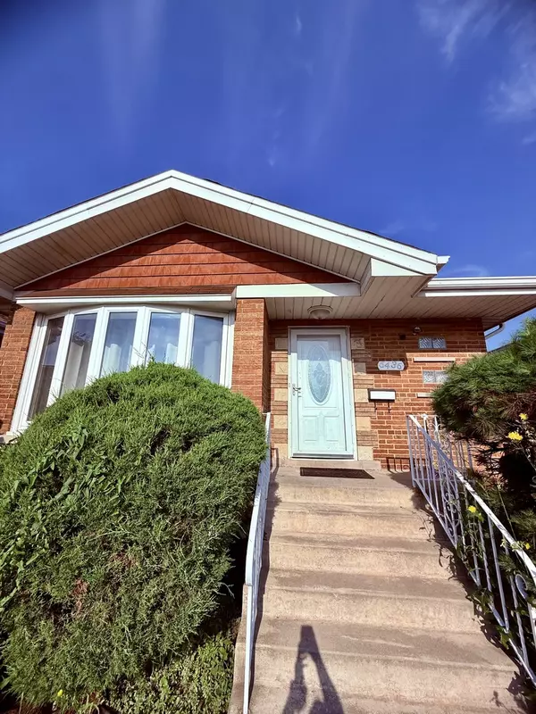 6436 S Lamon Avenue, Chicago, IL 60638