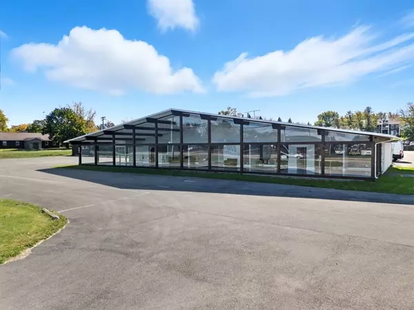 Marengo, IL 60152,801 W Grant Highway