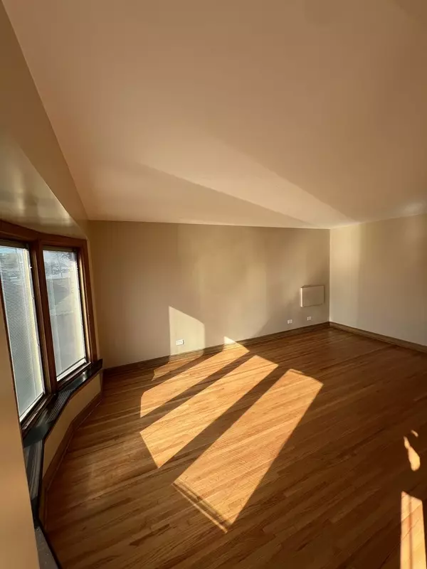 Chicago, IL 60652,4148 W 87th Street #0