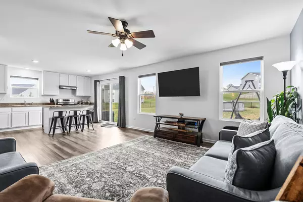 Marengo, IL 60152,725 CLOVERLEAF Drive