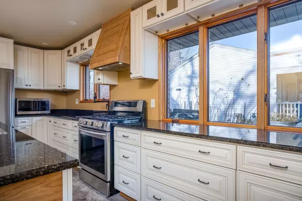 Antioch, IL 60002,104 Lakewood Drive