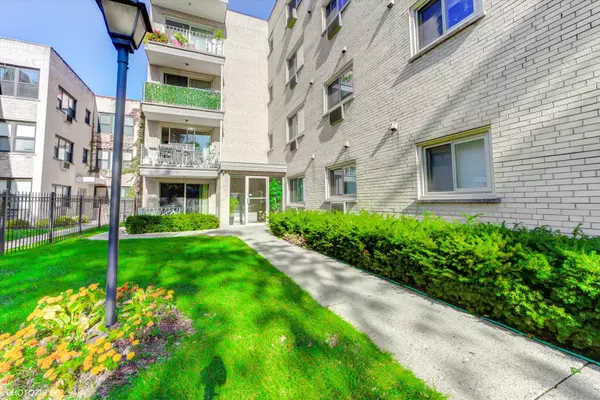 Chicago, IL 60626,1640 W Sherwin Avenue #3B