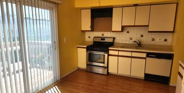 Bolingbrook, IL 60440,Address not disclosed