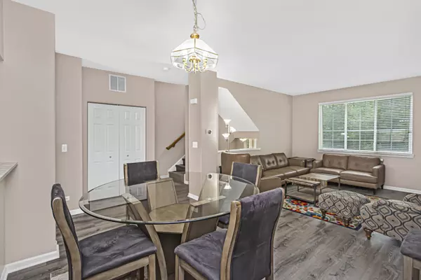 Addison, IL 60101,2129 W Concord Lane