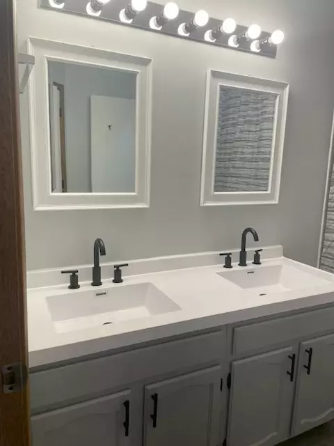 Westmont, IL 60559,1511 Crab Tree Drive