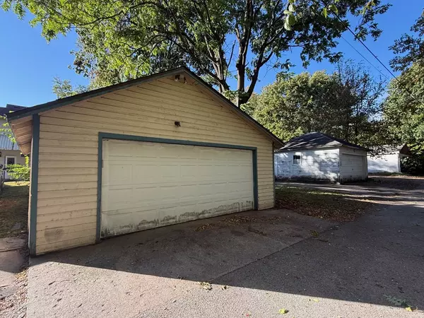 Rockford, IL 61104,408 S Gardiner Avenue