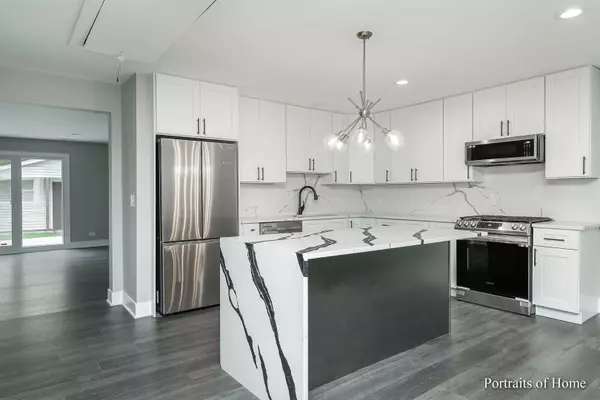 Homewood, IL 60430,1828 Idlewild Lane