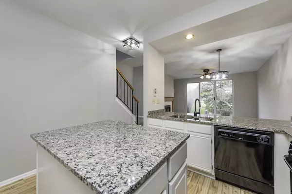 Gurnee, IL 60031,17826 W Salisbury Drive