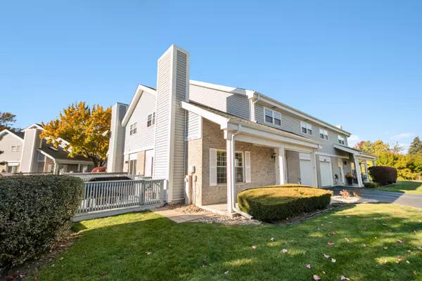 7024 Olde Gatehouse Road, Tinley Park, IL 60477