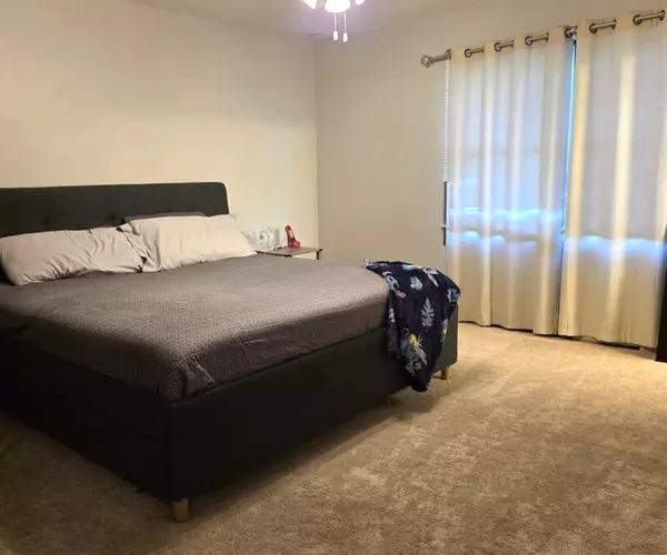 Johnsburg, IL 60051,Address not disclosed