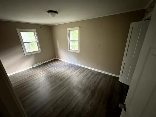 Mchenry, IL 60050,5115 Maple Hill Drive