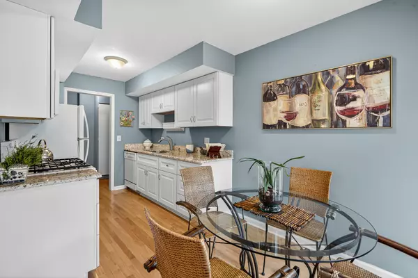 Bloomingdale, IL 60108,203 College Drive #C