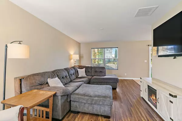 Hampshire, IL 60140,1450 Carlisle Lane