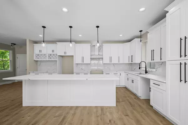 Lake Zurich, IL 60047,23612 N Field Road