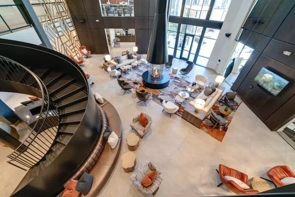 Vernon Hills, IL 60061,750 Hawthorn Row #2107