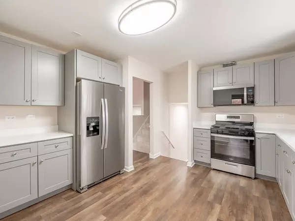 Oak Lawn, IL 60453,Address not disclosed