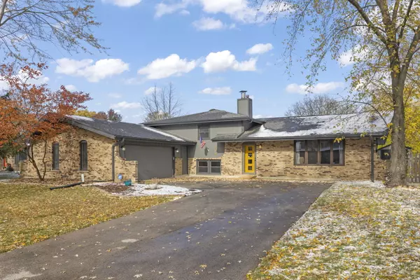 Naperville, IL 60563,30W214 BRIAR Lane