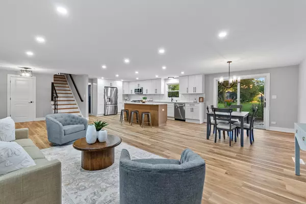 Schaumburg, IL 60193,305 Williams Drive