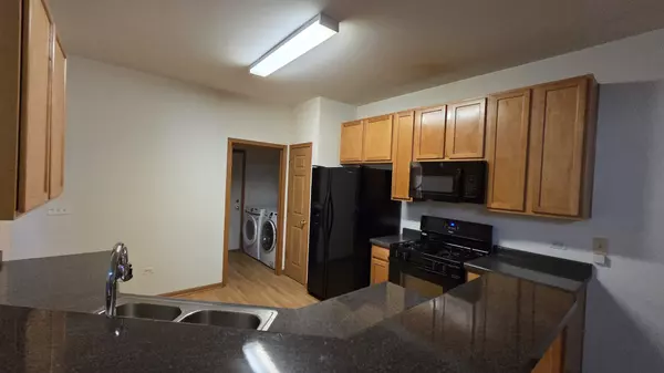 Aurora, IL 60502,434 VAUGHN Circle