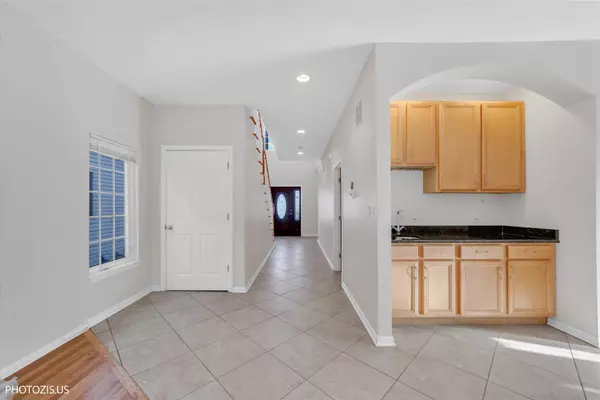 Lake Zurich, IL 60047,23974 N OVERHILL Drive