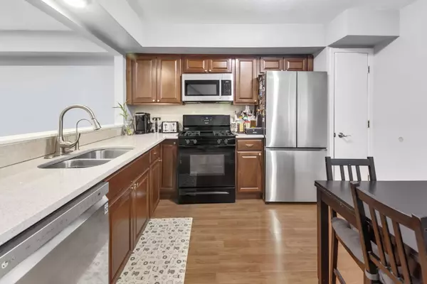 Hoffman Estates, IL 60169,988 Butter Creek Court #4ND