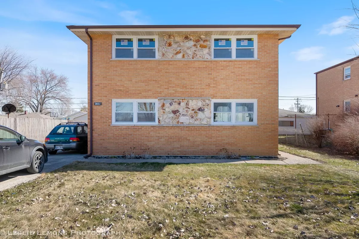 Bridgeview, IL 60455,7653 S Roberts Road #1E