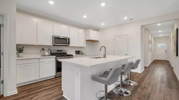 Bartlett, IL 60103,1115 Bluebell Lane