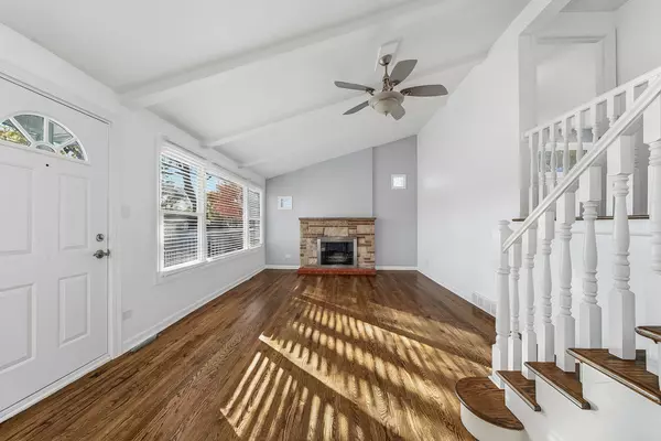 Oak Lawn, IL 60453,4024 W 106th Street