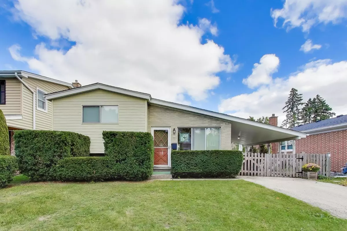 Arlington Heights, IL 60005,417 S Dryden Place