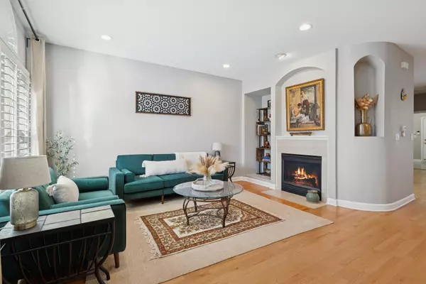 Glenview, IL 60025,1838 Aberdeen Drive