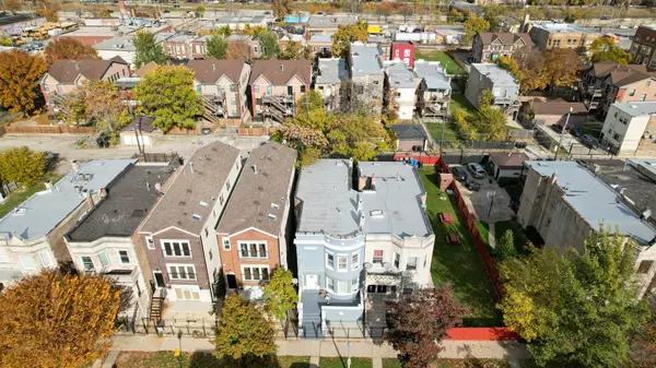 Chicago, IL 60624,3624 W Lexington Street