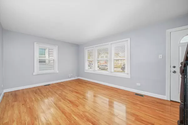 Evergreen Park, IL 60805,2623 W 96th Place