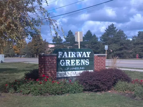 573 FAIRWAY VIEW Drive #2C, Wheeling, IL 60090