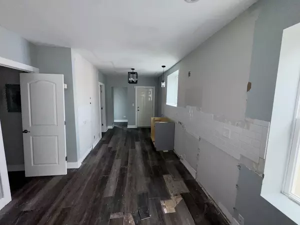 Chicago, IL 60619,7738 S Wabash Avenue