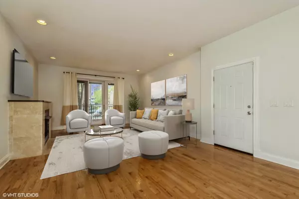 Chicago, IL 60653,4012 S Indiana Avenue #1N