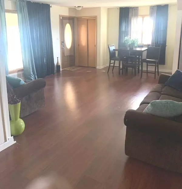 Harvey, IL 60426,15518 MARSHFIELD S Avenue