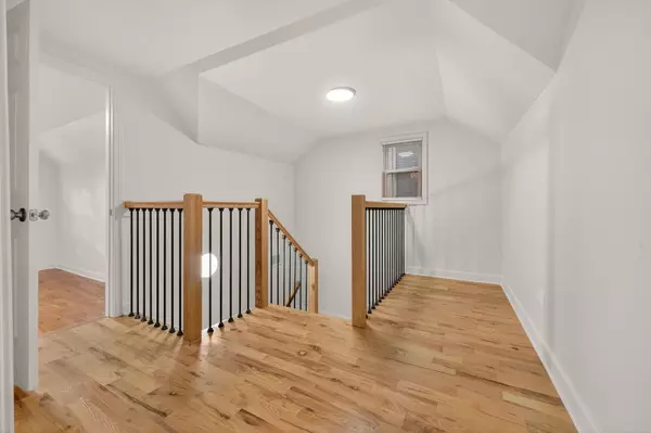 Chicago, IL 60619,8106 S Dobson Avenue