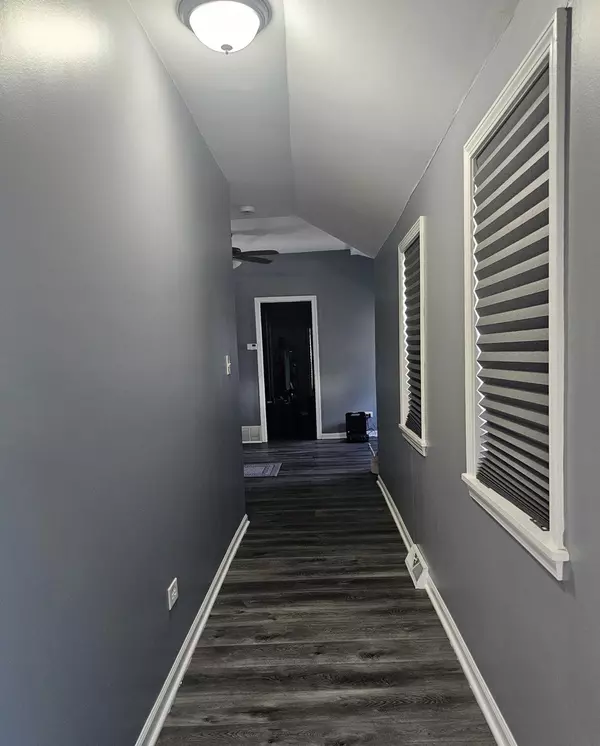 Aurora, IL 60506,900 Charles Street