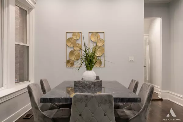 Chicago, IL 60615,4937 S Prairie Avenue