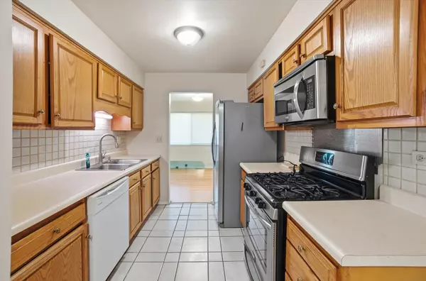 Wheeling, IL 60090,413 Buffalo Trail