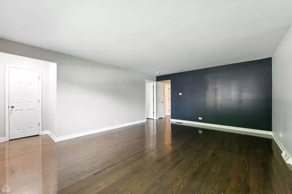 Dolton, IL 60419,14301 Kenwood Avenue