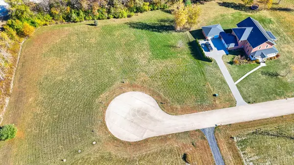 Urbana, IL 61802,3002 N Brickhouses Road