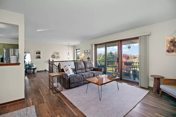 Orland Park, IL 60467,11053 Louetta Lane #193