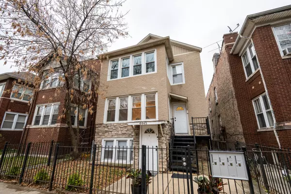 4445 N Kimball Avenue #2, Chicago, IL 60625