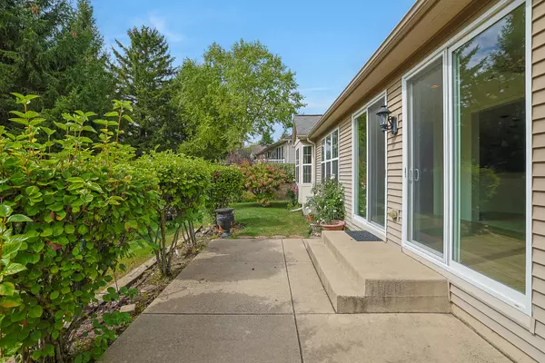 Huntley, IL 60142,13813 Roosevelt Drive