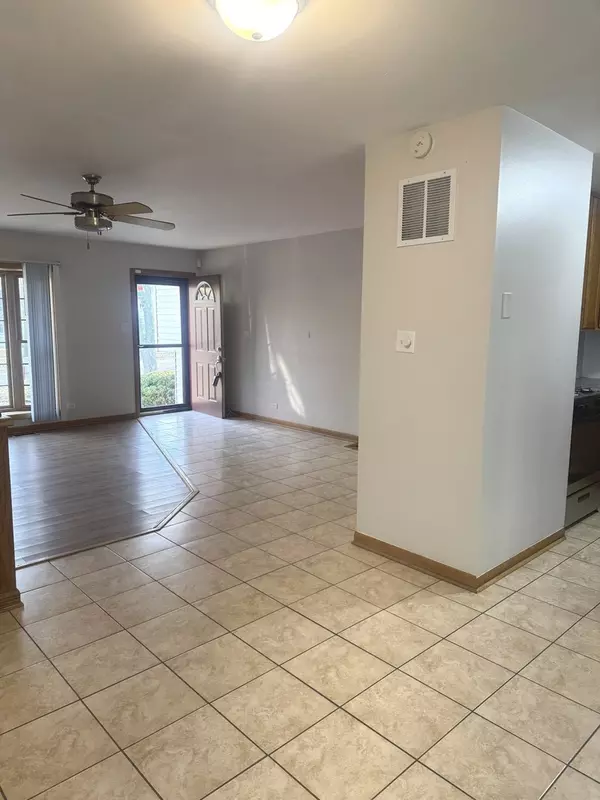 Hazel Crest, IL 60429,Address not disclosed