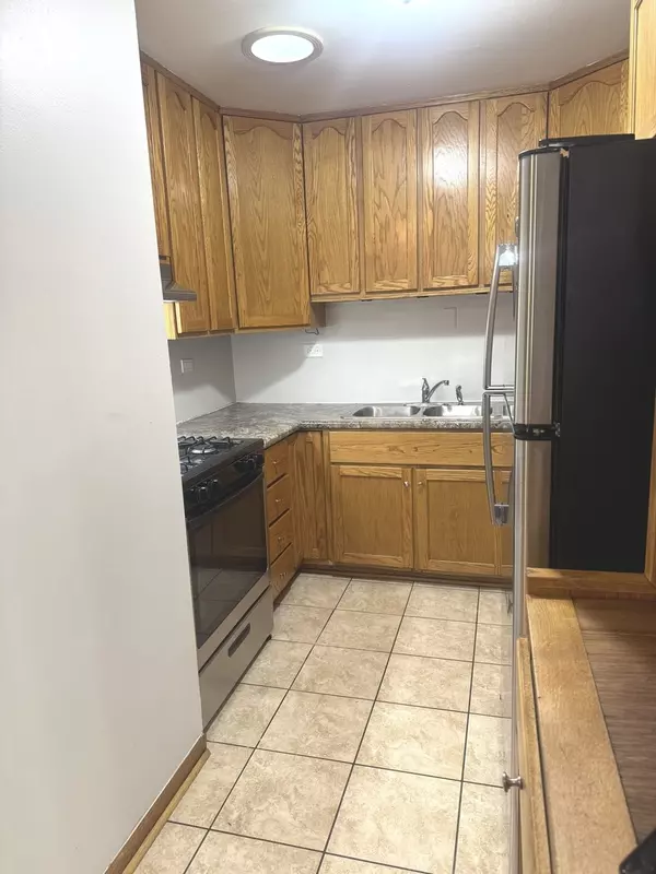 Hazel Crest, IL 60429,Address not disclosed